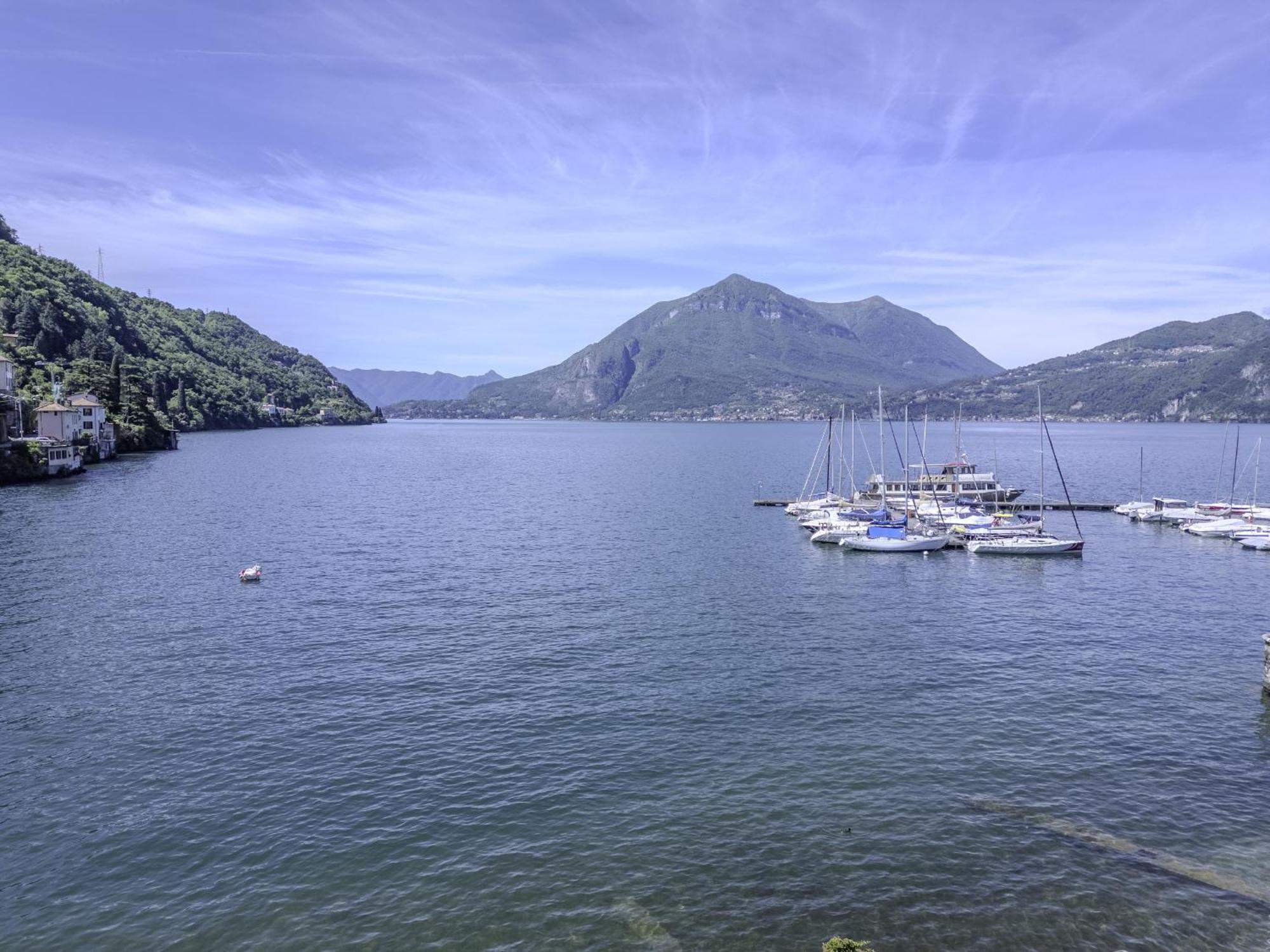 Appartamento Fronte Lago Bellano Buitenkant foto